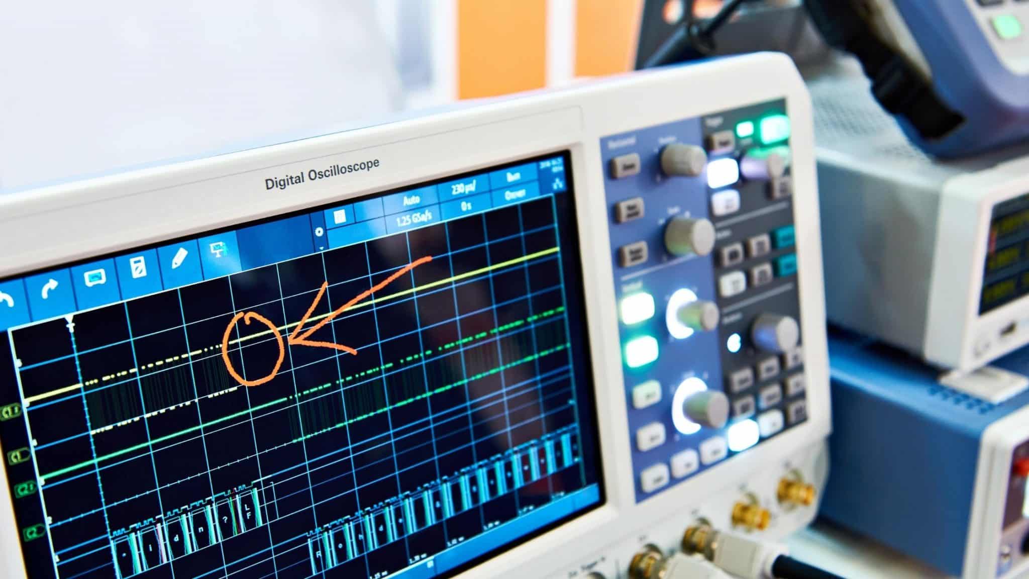 Best Oscilloscopes for Beginners and Hobbyists 2023